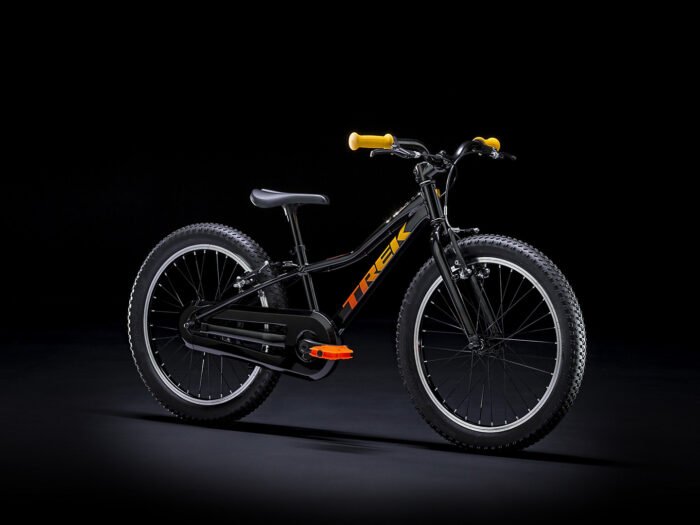 Trek Precaliber 20 boys (TrekBlack) black bg